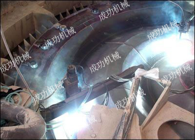 中速磨磨盤(pán)在線(xiàn)堆焊修復(fù)